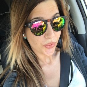 Meet your Posher, Kara